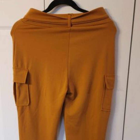 Burnt orange cargo pants - Picture 2 of 2